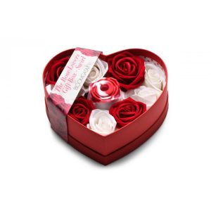 The Rose Lover's Gift Box - Swirl - Image 1